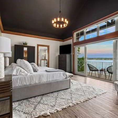 Luxury Beach House & Apartment, Hot Tub, Kayaks, Fire Pits, Game Room