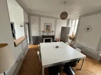 Chez Aristide, 3 to 7 ppl flat ideally located in Auxerre city center. - Wifi