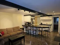 Discreet 1 Bedroom getaway