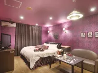 Hotel Magical Pumpkin the Sweet Garden Okayama Hotel dekat Stasiun Senoo
