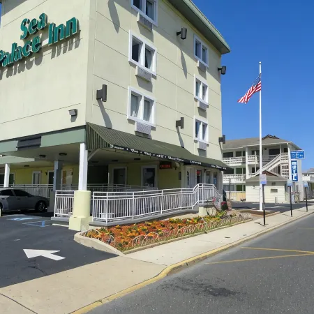 Sea Palace Inn