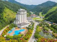 江村樂園飯店 扎拉岛附近的飯店