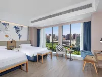 kyriad Hotel (Ziyang High Speed Rail North Station Branch) - غرفة مطلة على الجبل