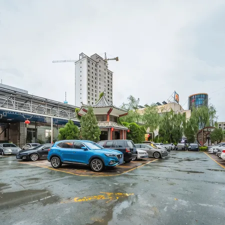 Baiyin Hotel