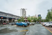 白銀ホテル - 駐車場