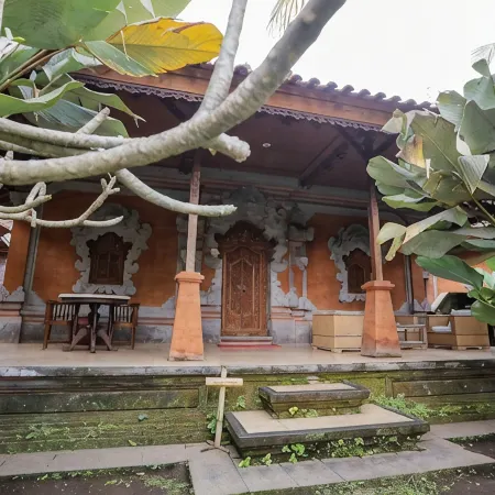 Ubud Hotel & Cottages