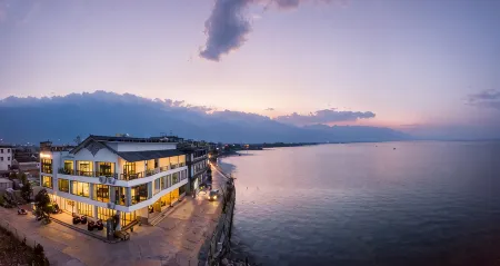 Luyinquan·Dali Yunshui Xiaozhu Seaview Resort Hotel