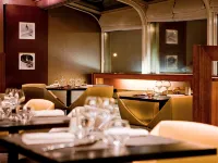 Ramada by Wyndham Bristol West - 朝食