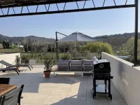 Loft with a View in Malaucène, Short Walk to the Town Center