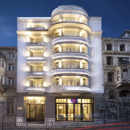 Lina Hotels Taksim Pera Отели рядом с достопримечательностью «Улица Невизаде»