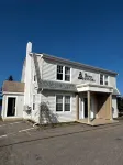 Zenora condo near the sea