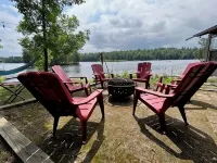 Cozy Adirondack cabin with private dock and kayaks, feet from Adirondack Lake