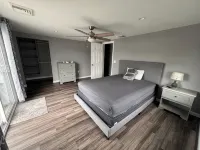 Lakefront  3-bedroom Duplex  on Lake Winnisquam, docks, Beach, WiFi, AC.B2A - 비치