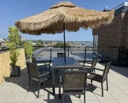 Stylish apartment on the Poole Quay-free parking 2 mins away