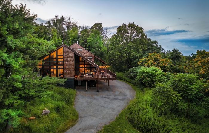 Mountain View Retreat w/ Hot Tub, Theater, and Gym