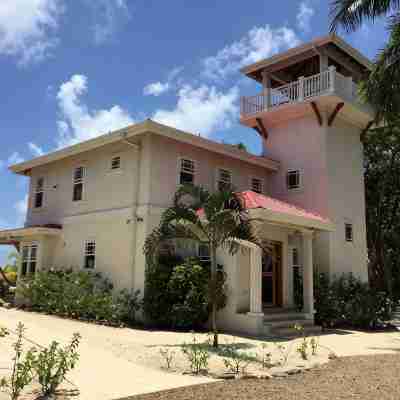 Walk to Village Beach Front Modern Home with Pool and Privacy Hotel Exterior