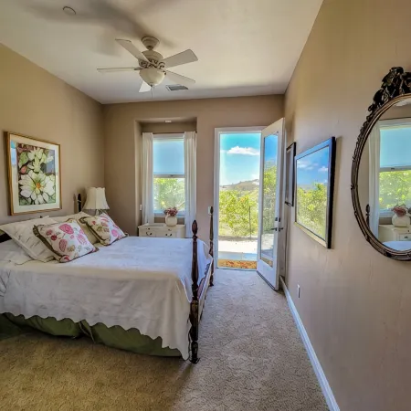Beverly's Retreat Hotels in Fallbrook