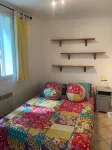 Small Detached House with Fenced Garden Area! All in Comfort! - บังกะโล