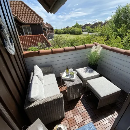3-Bedroom Apartment with a Balcony and a fireplace—perfect for Couples and Families
