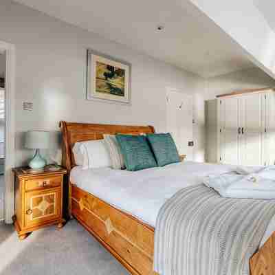 EXCLUSIVE HOUSE PRIVATE BEACH SEA FRONT SLEEPS 13 AMAZING VIEWS Rooms