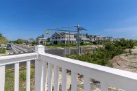 Coastal Cottage! Brand New Listing!
