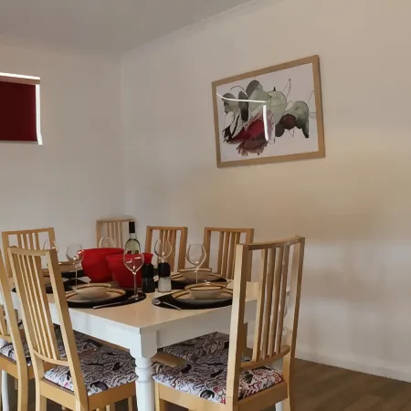 Cosy 3 bedroom cottage in the centre of Kingscote