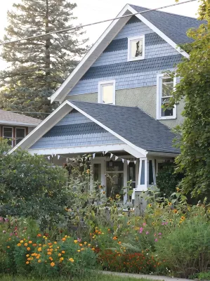 Bright, spacious, historic home in downtown Viroqua.