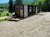New 1 Bedroom Container Cabin with Direct Trail Access (Cabin 3) Hotels in Errol