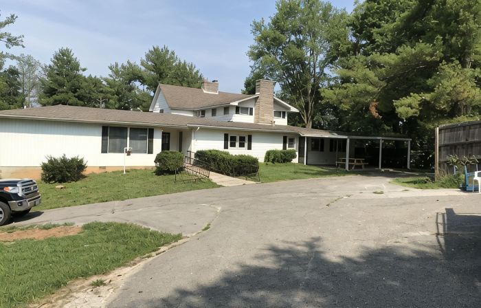 Pitman Pointe Estate w/ Lake View