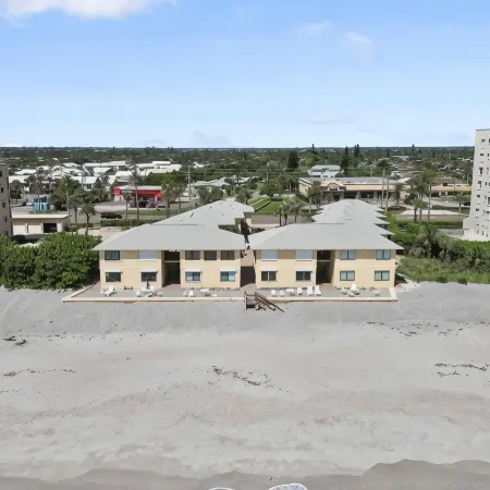 Spectacular direct ocean front condo with amazing views of the Atlantic