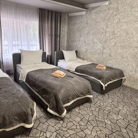 Golden Rose Hotel