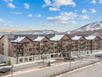 Pioche Village Park City Hotels in Восач