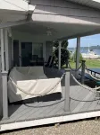 Spring Summer Specials on Cozy Newly Renovated Cottage with AC Right on the Lake