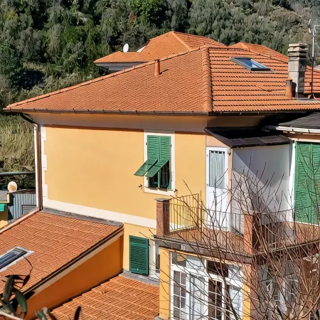 Strategically Located Tiny House Between the Cinque Terre and Portofino, with Free Parking and Bikes Отели в г. Кьявари