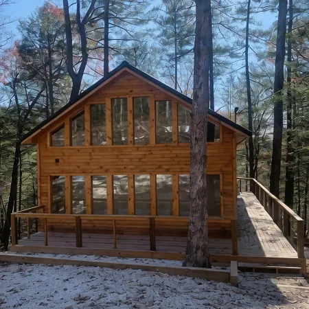 Whispering Woods_  Hot Tub _Waterfall _ Arcade _3 story Cabin
