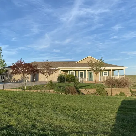 SPORTSMAN'S PARADISE, 5 Bedroom Home in Fort Peck, Montana