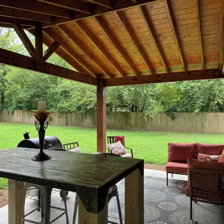 Hideaway House! Cute Cute! - Pet Friendly!