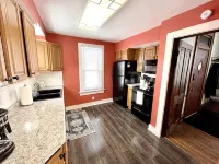 Cozy 3-bedroom home near downtown Fort Wayne | Pet Friendly! - บังกะโล