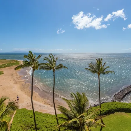 Oceanfront 2Br_2BA Kihei Maui–Stunning Lanai Sunsets, Beach Front, Turtles!