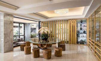Gamalan FL Spring Hotel