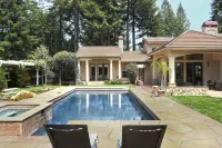 4 Couples or 2 Families, Private and Prime Location, Pool and Hot Tub - Private Pools