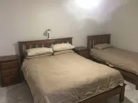 Beachside & Jetty View Apartment 7 (Sea Eagles Nest Apt)<br>