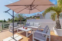 Villa Oliva with private heated pool and amzing views
