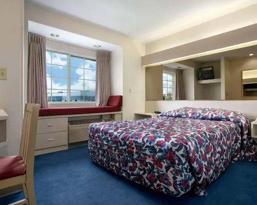 Microtel Inn by Wyndham Champaign Hotels in Champaign