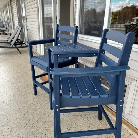 Couples Waterfront Condo Saugatuck Kayak-Beach-Hike-Kayak  Outdoor Heated Pool