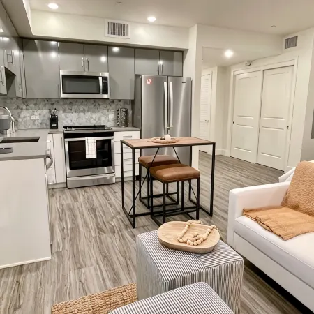 Pets Stay Free in Downtown Walnut Creek Condo