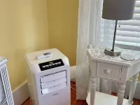 Glamour meets Country Guest Suite with Hot Tub! Hotels in Kennebunk