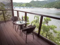 Riverside Maruyama - إطلالة على البحر