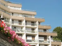Résidence le Crystal Hotels in Dinard
