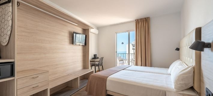 Hotel Queens - Adults Only Hotels in Benidorm